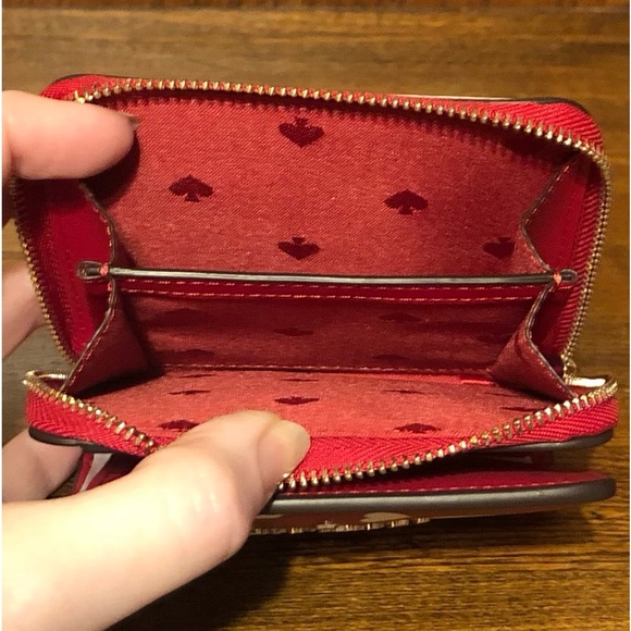 NWT-Kate Spade-Staci-Red & White-Heart Pop Print-Sm Zip Bifold Wallet-Boxed-$139 - Picture 8 of 13